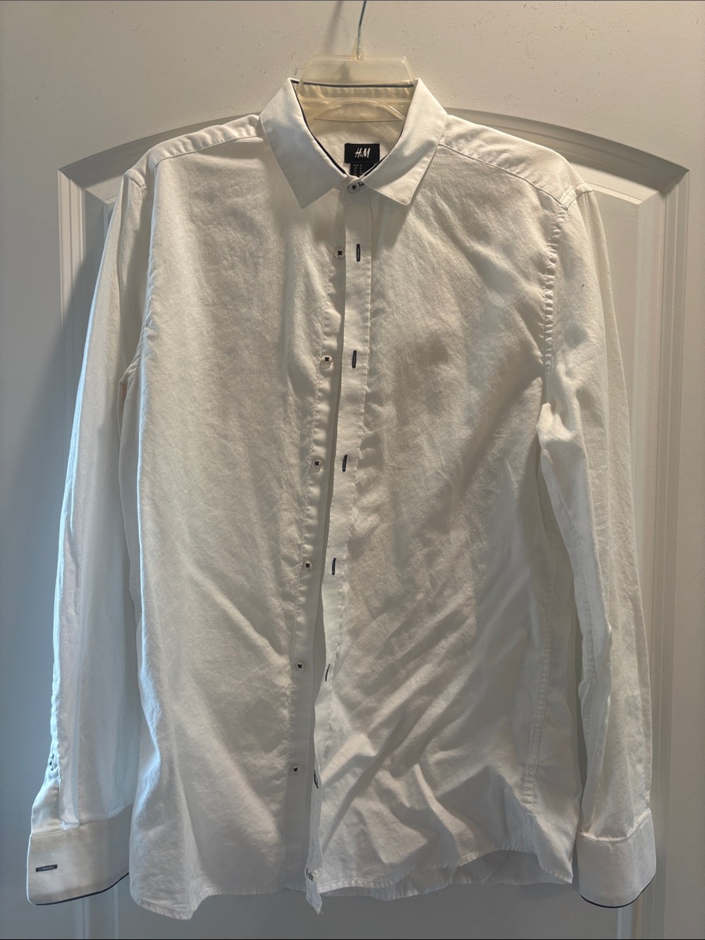H&M Men's White Dress Shirt with Contrast Stitching